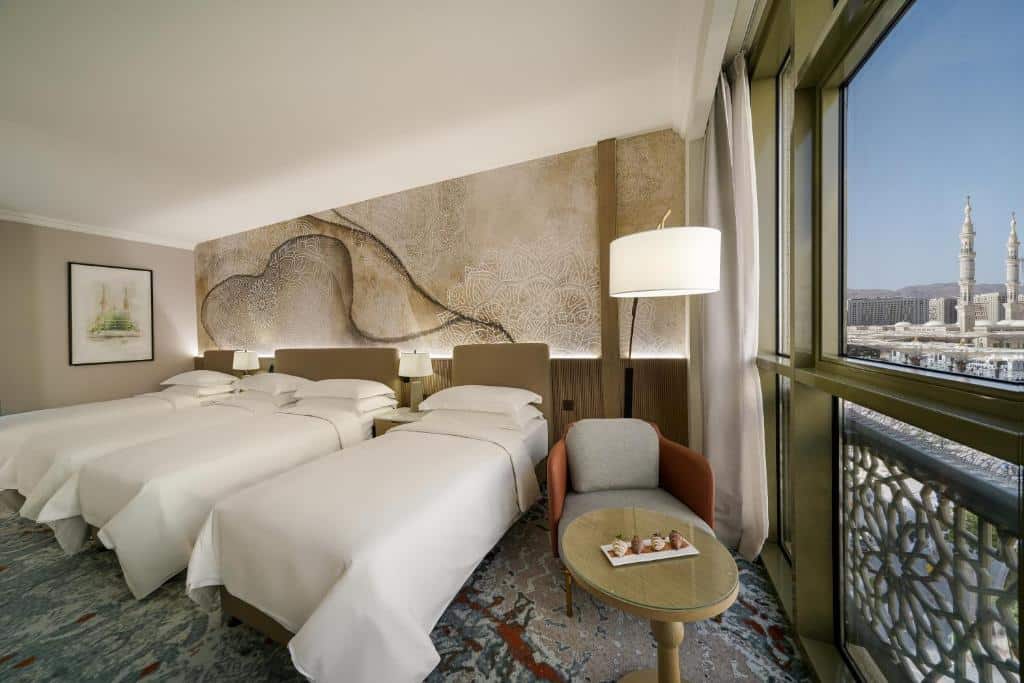 rotana-al-manakha-chambre-quadruple
